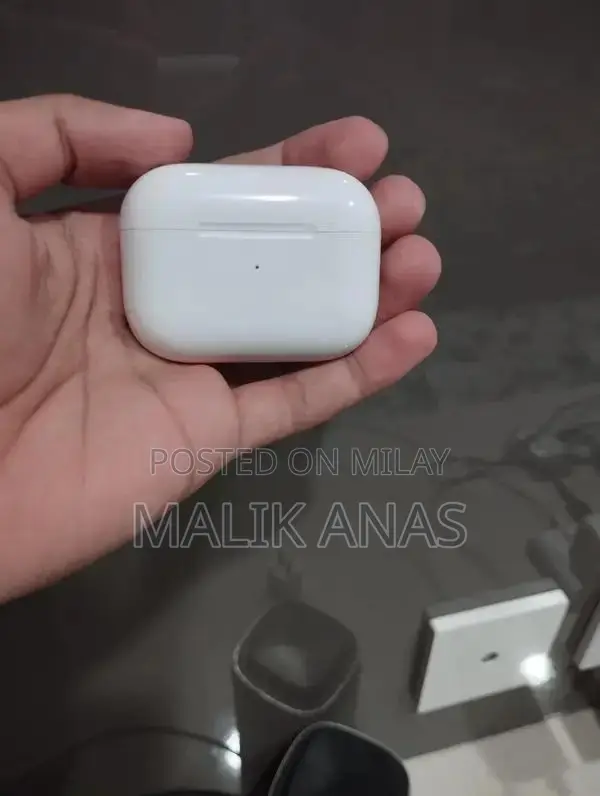 Apple AirPods Pro 2nd Generation Wireless Earbuds
