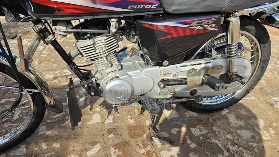 Honda 125cc Motorcycle Single Cylinder Motorcycle