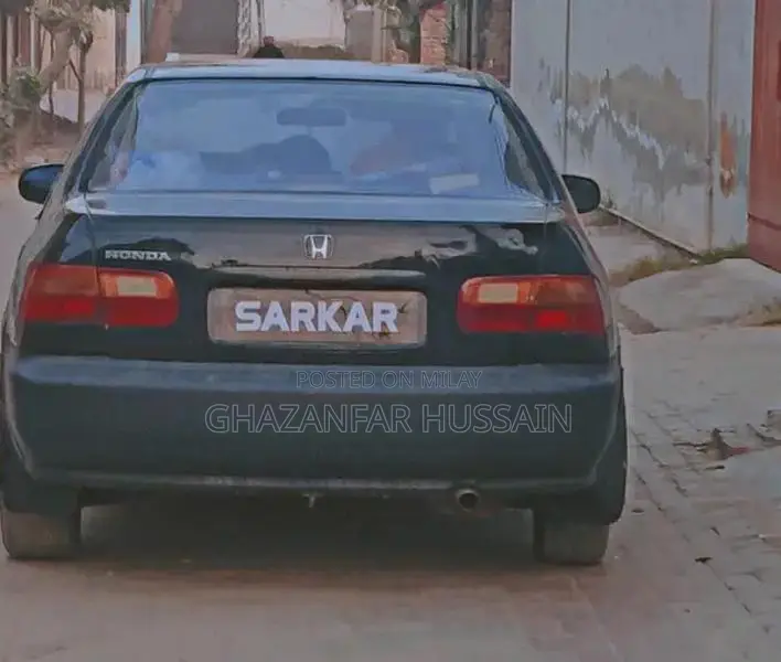 1995 Honda Civic - Well-Maintained Sedan with Upgrades