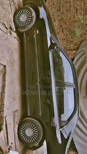 1995 Honda Civic - Well-Maintained Sedan with Upgrades