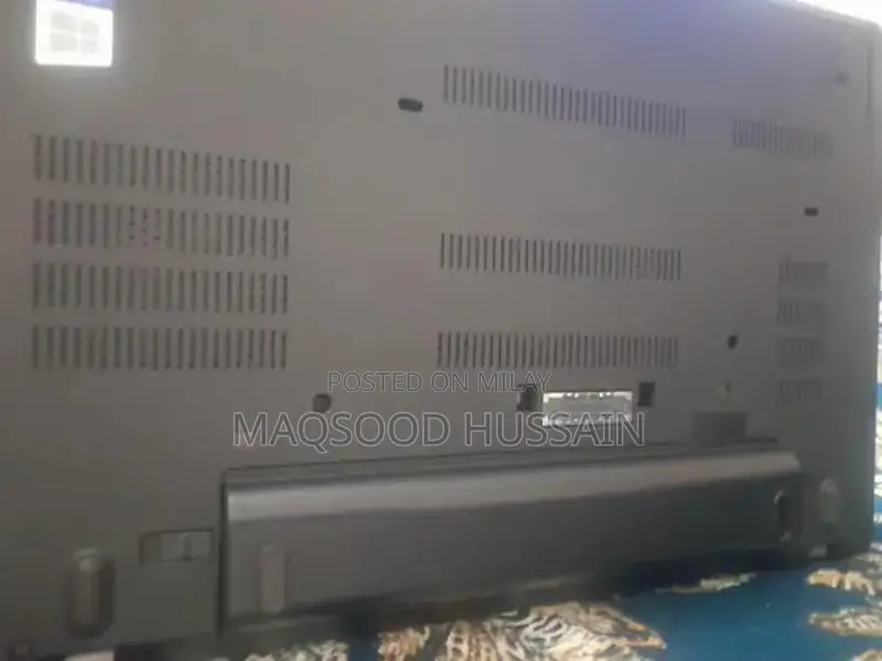 Lenovo ThinkPad T470 Laptop - i5 6th Gen, 12GB RAM, 256GB SSD