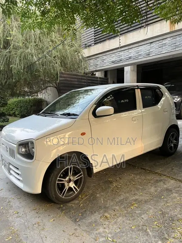 Alto VXL AGS Low Mileage Hatchback with Android Panel