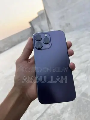 iPhone 14 Pro Max Smartphone - Lightly Used Excellent Condition