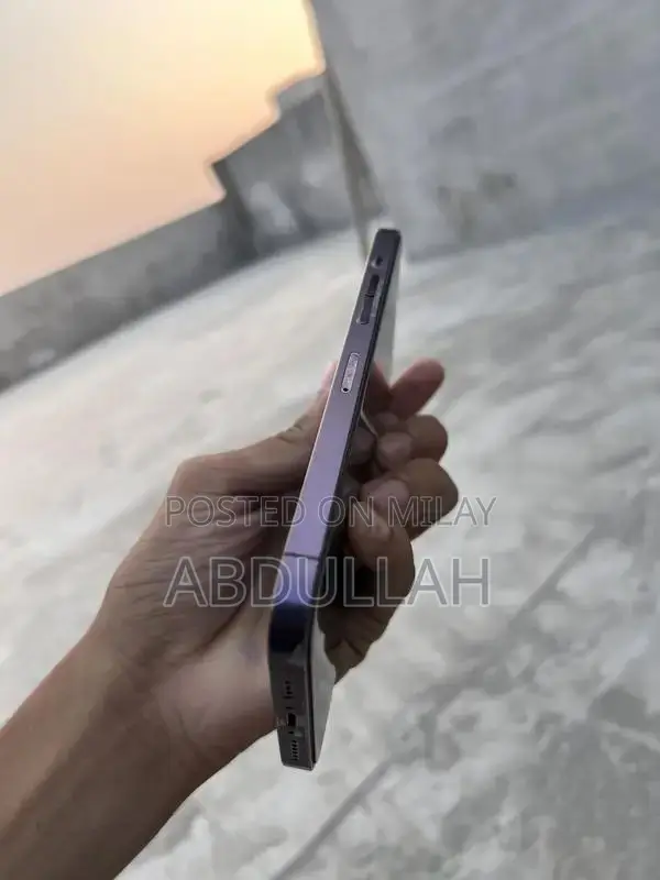 iPhone 14 Pro Max Smartphone - Lightly Used Excellent Condition