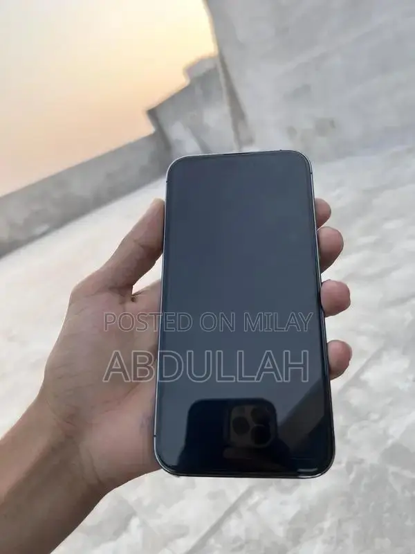 iPhone 14 Pro Max Smartphone - Lightly Used Excellent Condition