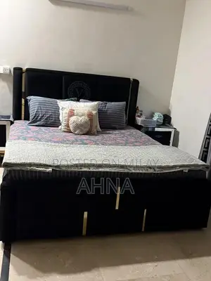 Photo - black bed for room