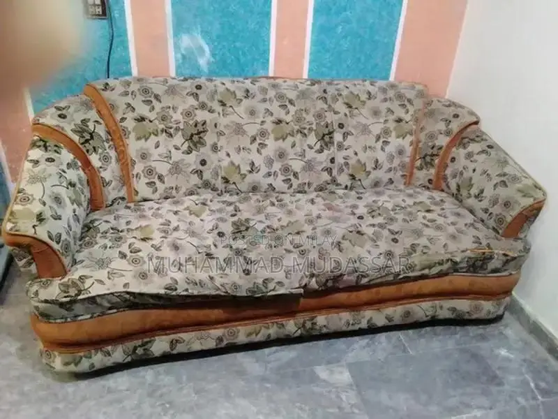 5 Seater Sofa in good condition