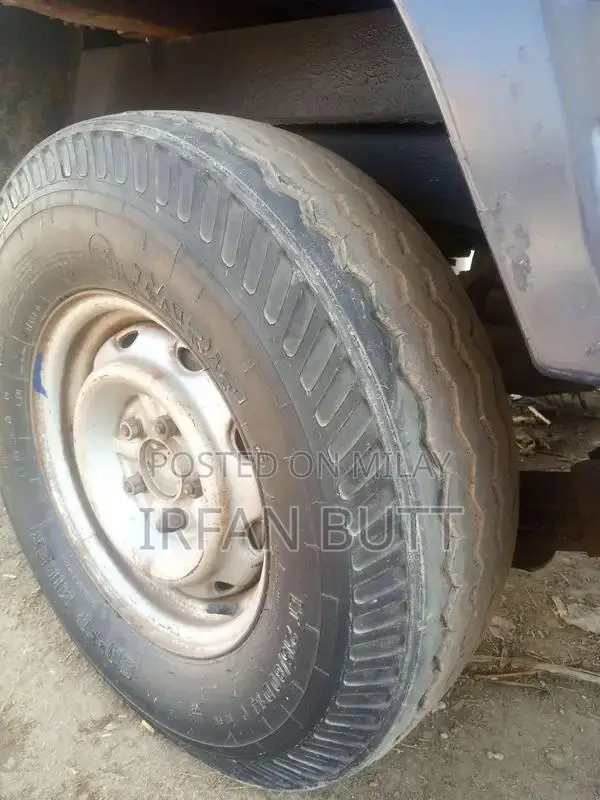 Toyota HiAce Cargo Van - Reliable Commercial Vehicle