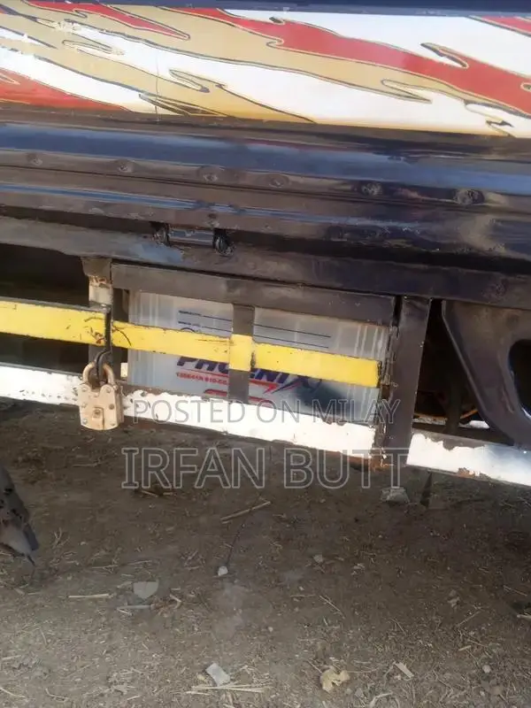 Toyota HiAce Cargo Van - Reliable Commercial Vehicle