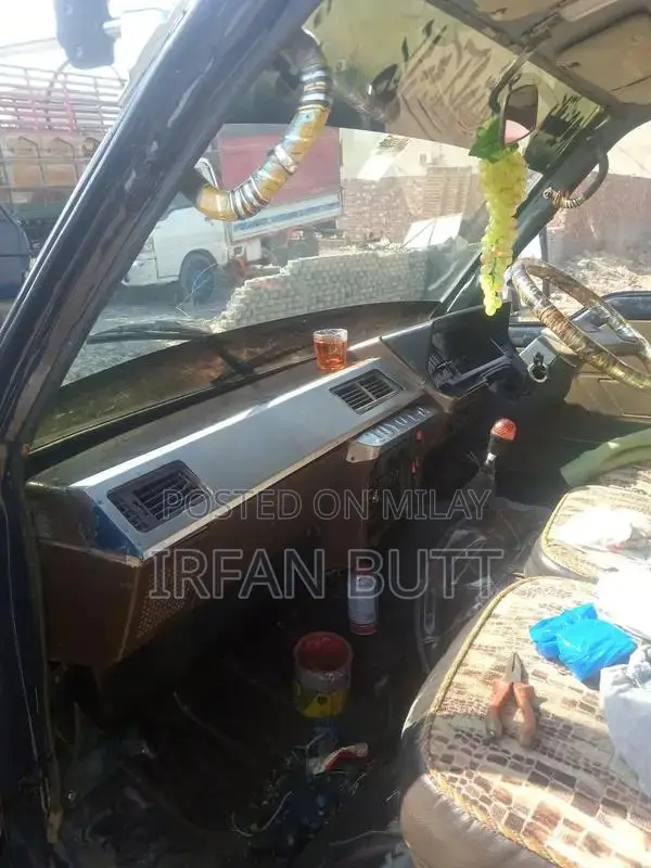 Toyota HiAce Cargo Van - Reliable Commercial Vehicle