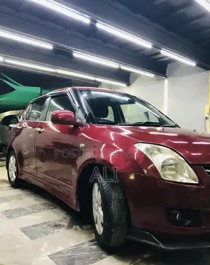 Swift 1.3 DLX Hatchback with Premium Upgrades