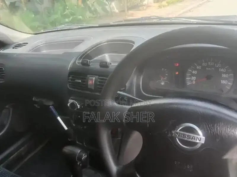 Nissan ad 1300cc modil2006/12