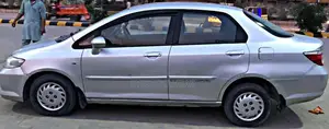 Honda City IDSI Sedan - Excellent Condition Low Mileage Sedan