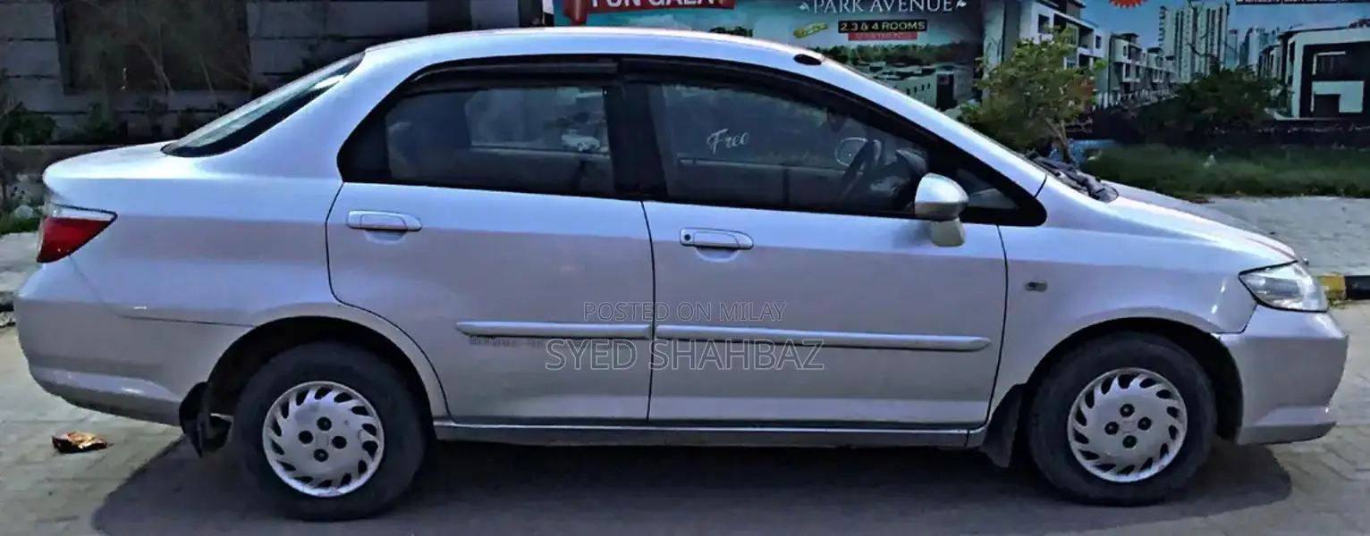 Honda City IDSI Sedan - Excellent Condition Low Mileage Sedan
