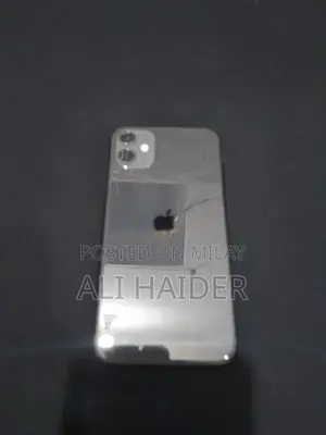 Apple iPhone 11 Unlocked Smartphone 64GB Pristine Condition