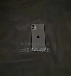 Apple iPhone 11 Unlocked Smartphone 64GB Pristine Condition