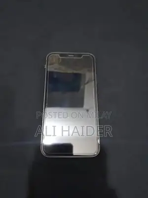 Apple iPhone 11 Unlocked Smartphone 64GB Pristine Condition