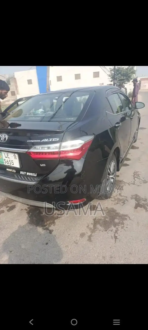 Toyota Corolla Altis 2018 Black Sedan - Low Mileage