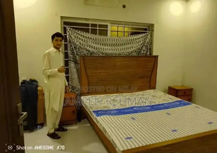 Comfortable Double Bed Frame for Bedroom