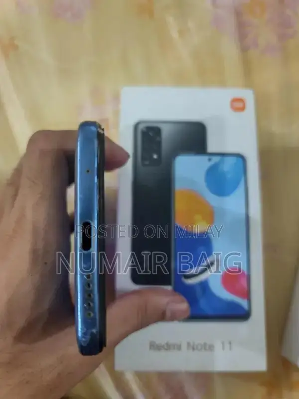 Redmi Note 11 ( 8 /128 ) 35 watt Fast Charging