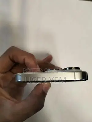 Apple iPhone 15 Pro Smartphone - Excellent Condition