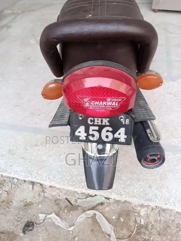 Honda chkwal number genuine halat 18 model urgent sale