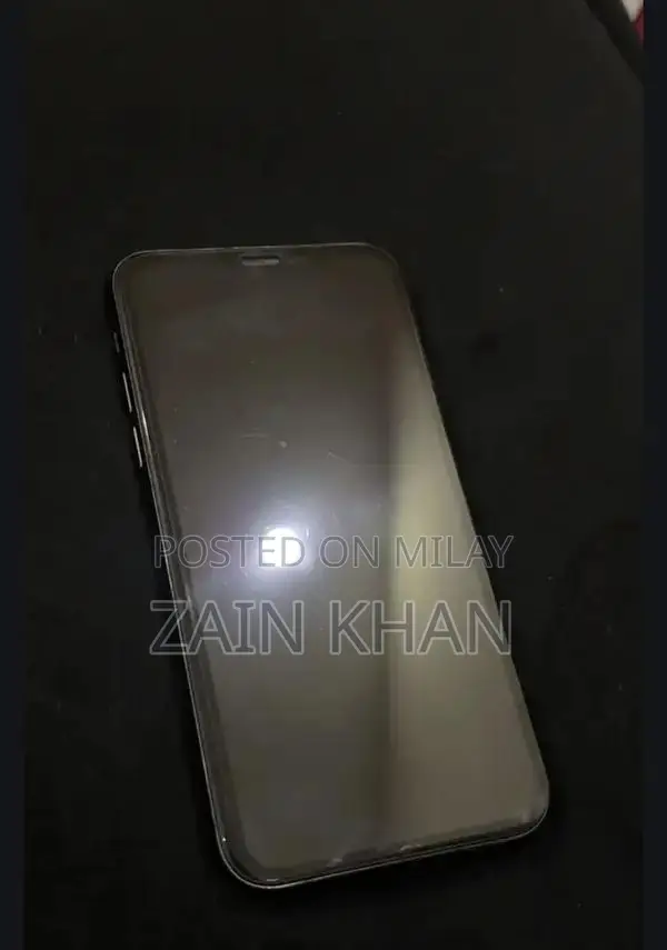 Apple iPhone X 64GB Unlocked Smartphone