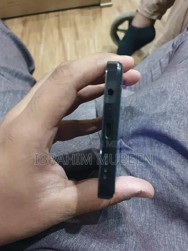 Infinix Note 30 Smartphone - 8GB RAM 256GB Storage