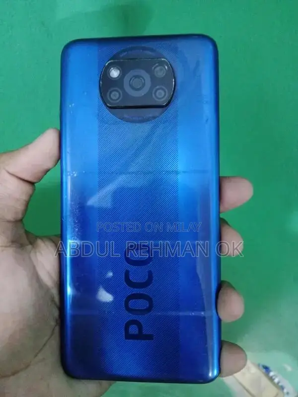 Pocco X3 NFC Smartphone: Compact Multimedia Device