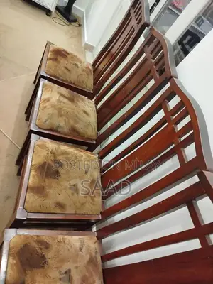 Solid Pure Wooden 6 seater dining table