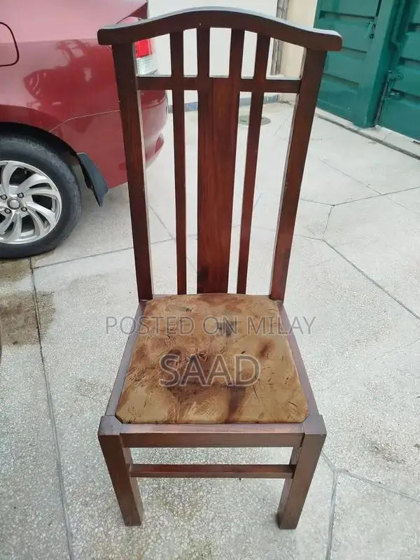Solid Pure Wooden 6 seater dining table