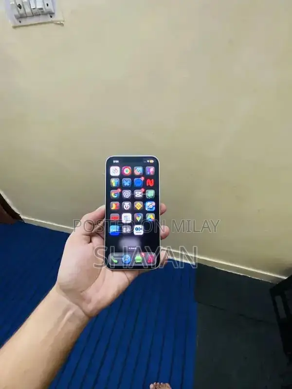 iPhone 13 128GB Smartphone - LLA Model Excellent Condition