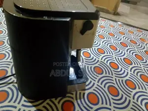 Almost new coffee machine not much used