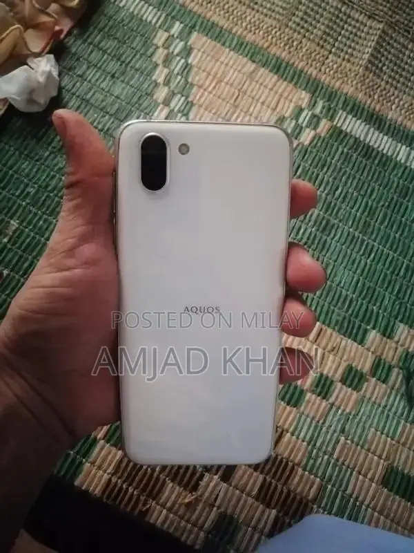 AQuos R2 Smartphone with Advanced Features