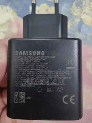 Photo - Samsung charger original 100% type c