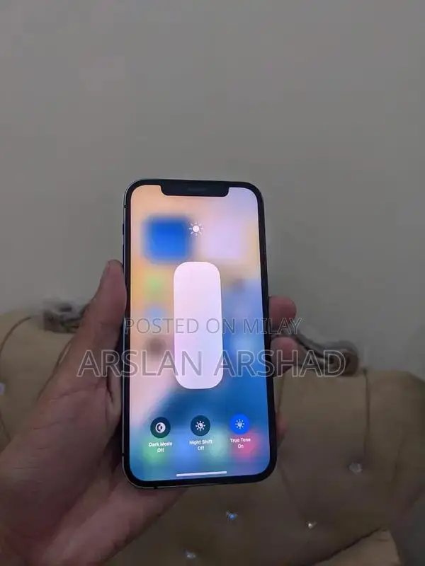 aoa i am seeling i phone 12 jv 64 GB  waterpack