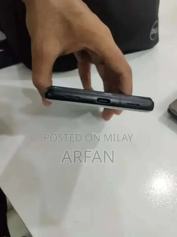 Google pixel 6a 128gb 4k camera ( Lifetime approved )