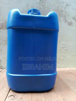 10 Liter Blue and White Water Cane Container