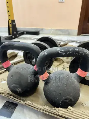 Photo - Pair of 20 kg Kettlebells