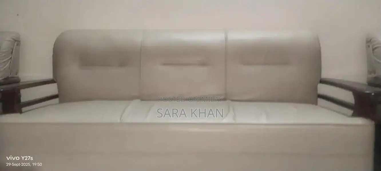 5 seater sofa set seeling