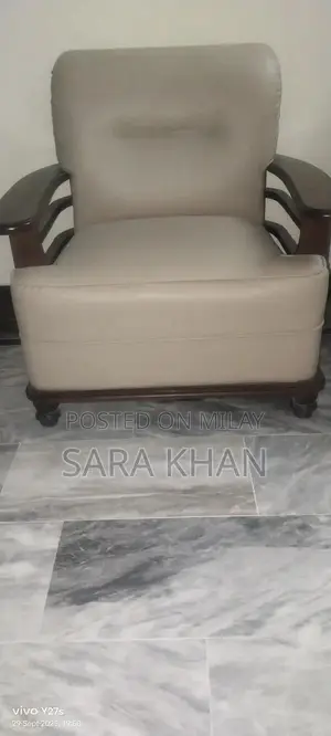 5 seater sofa set seeling