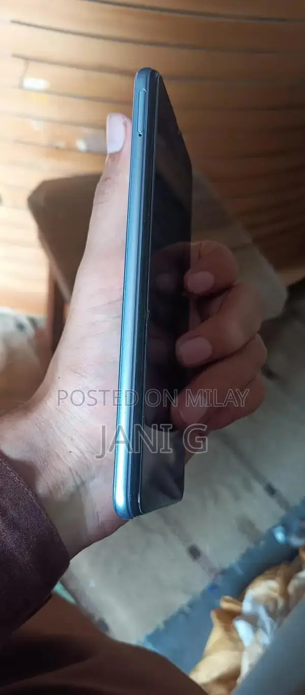 Vivo Y20 Smartphone with Triple AI Camera and Strong Battery