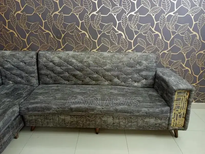 6 Seater L shape  sofa  Good condition Gray Color