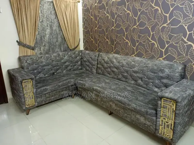 6 Seater L shape  sofa  Good condition Gray Color