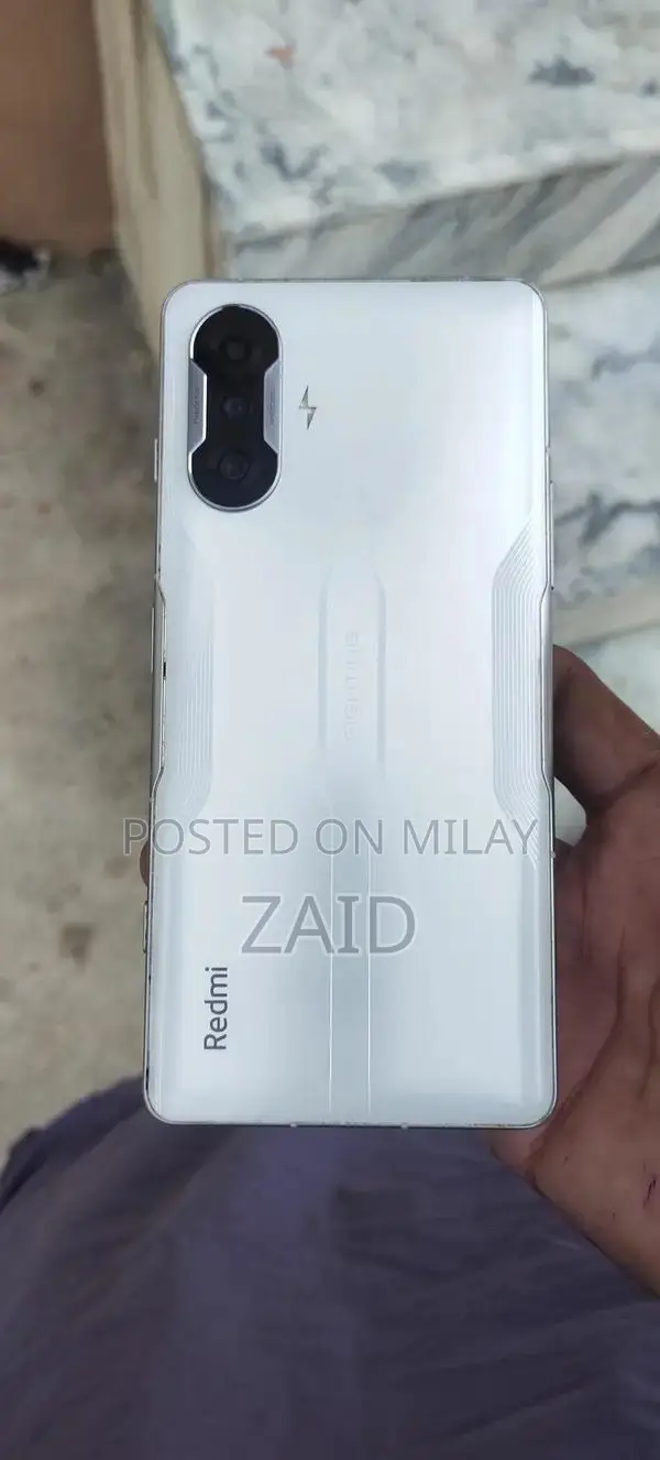 High Performance Gaming Smartphone with 90 FPS Capability