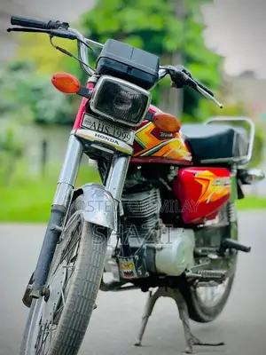 Honda 125cc Motorcycle - 2021 Model, Second Owner
