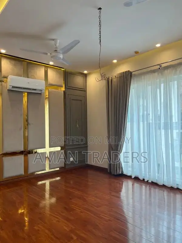 Semi Glossy Wooden Floor Tiles and Vinyl Flooring Solutions