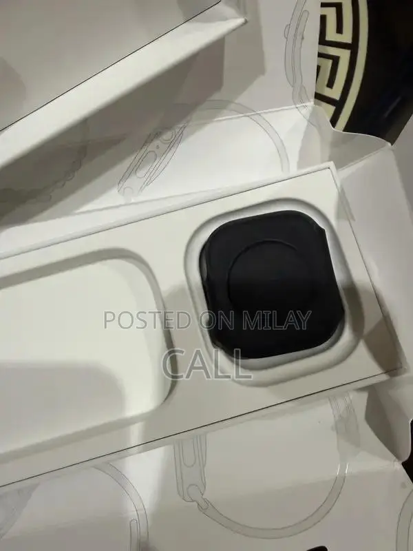 Apple Watch Series 10 46mm GPS Smartwatch in Black Aluminum