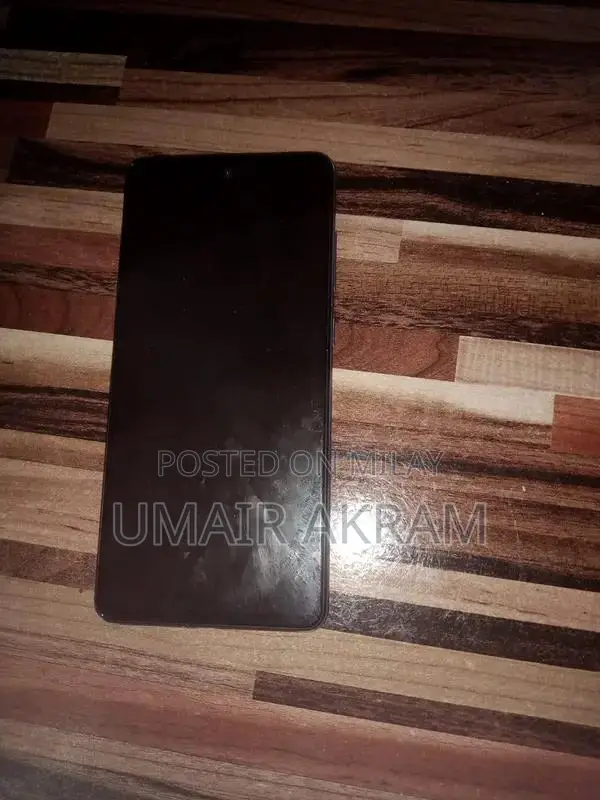 Urgent Sale Smartphone with Advanced Features