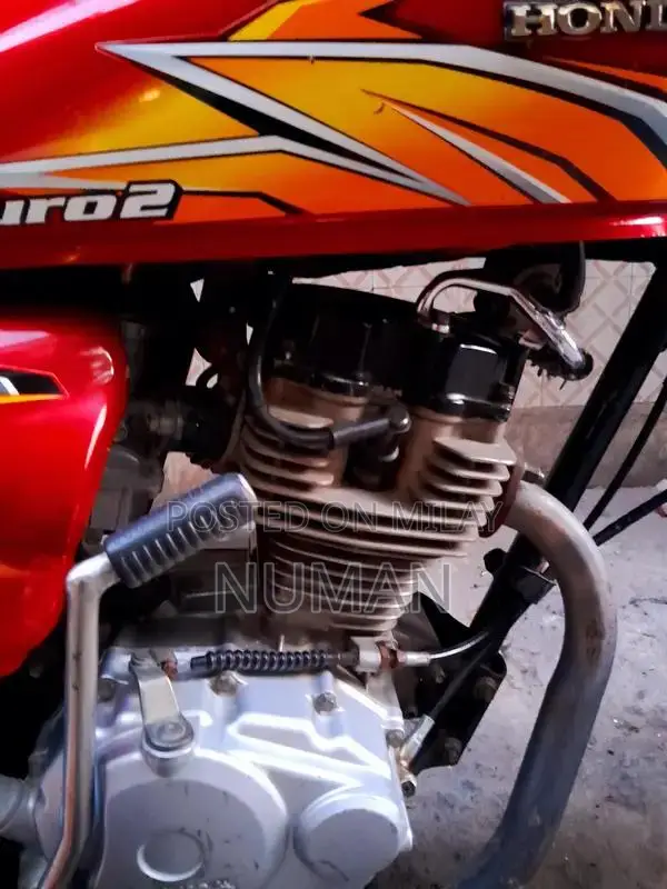 Honda CG 125 Motorcycle 2019 Model Low Mileage